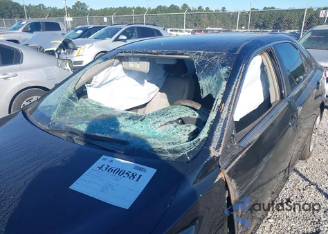 2016 Toyota Camry Le z USA, uszkodzony, nr VIN 4T1BF1FK5GU253934